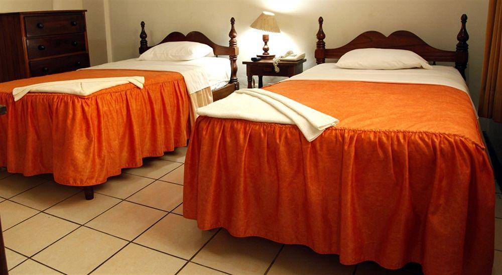 Hotel Cabana Quinta Puerto Maldonado Eksteriør bilde